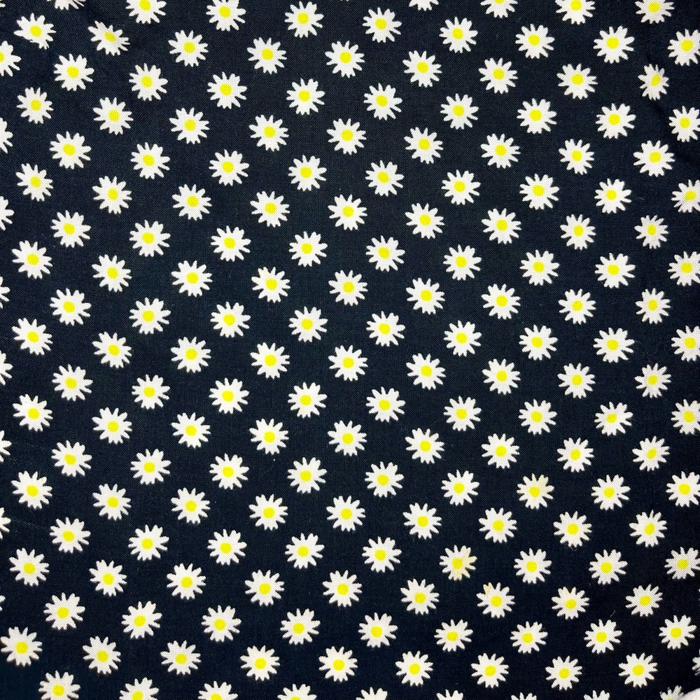 REFORMATION Daisy Patterned Crop Top! - Picture 4 of 9